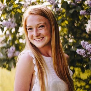 Meet your Posher, Dana